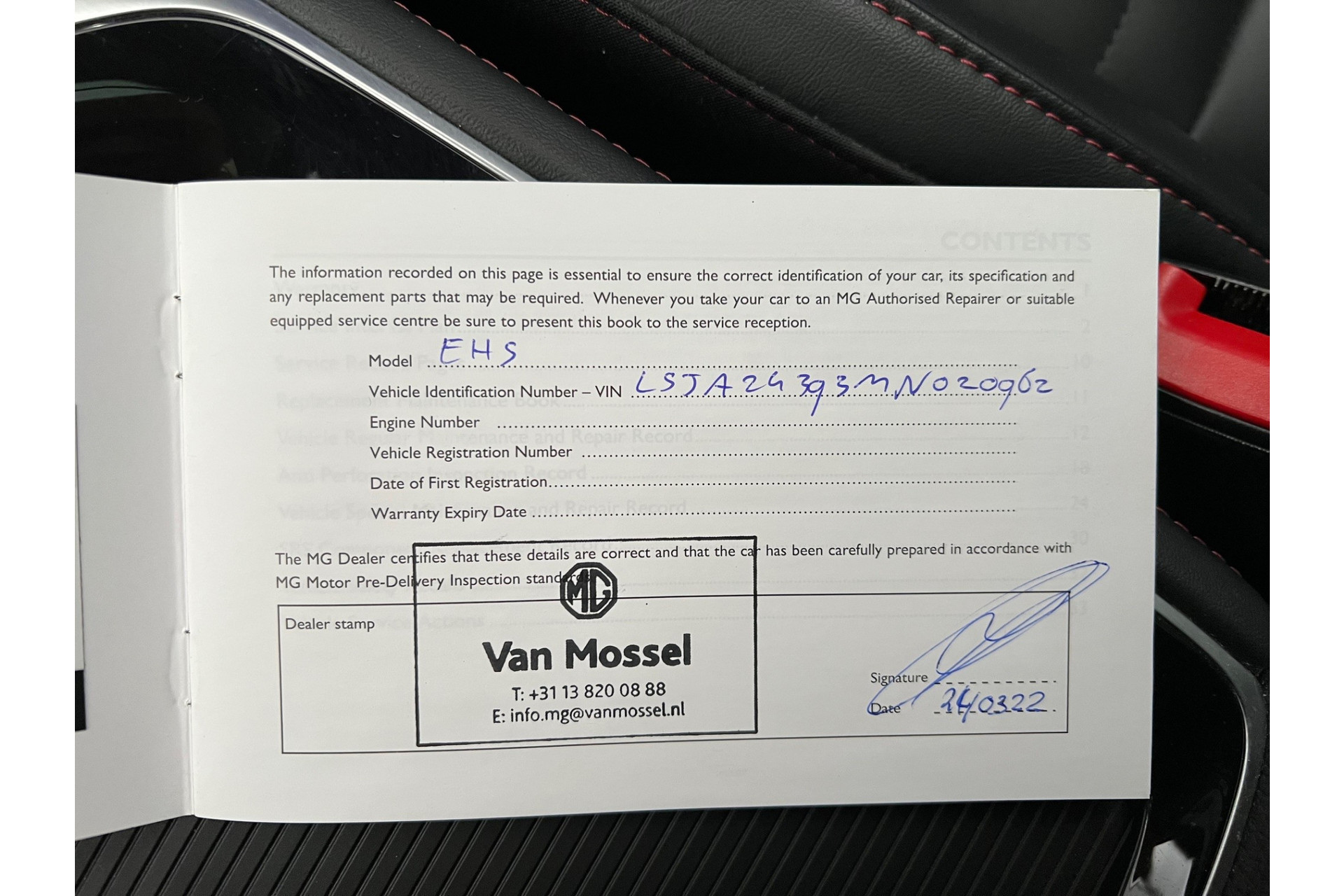 44308460-35.jpg