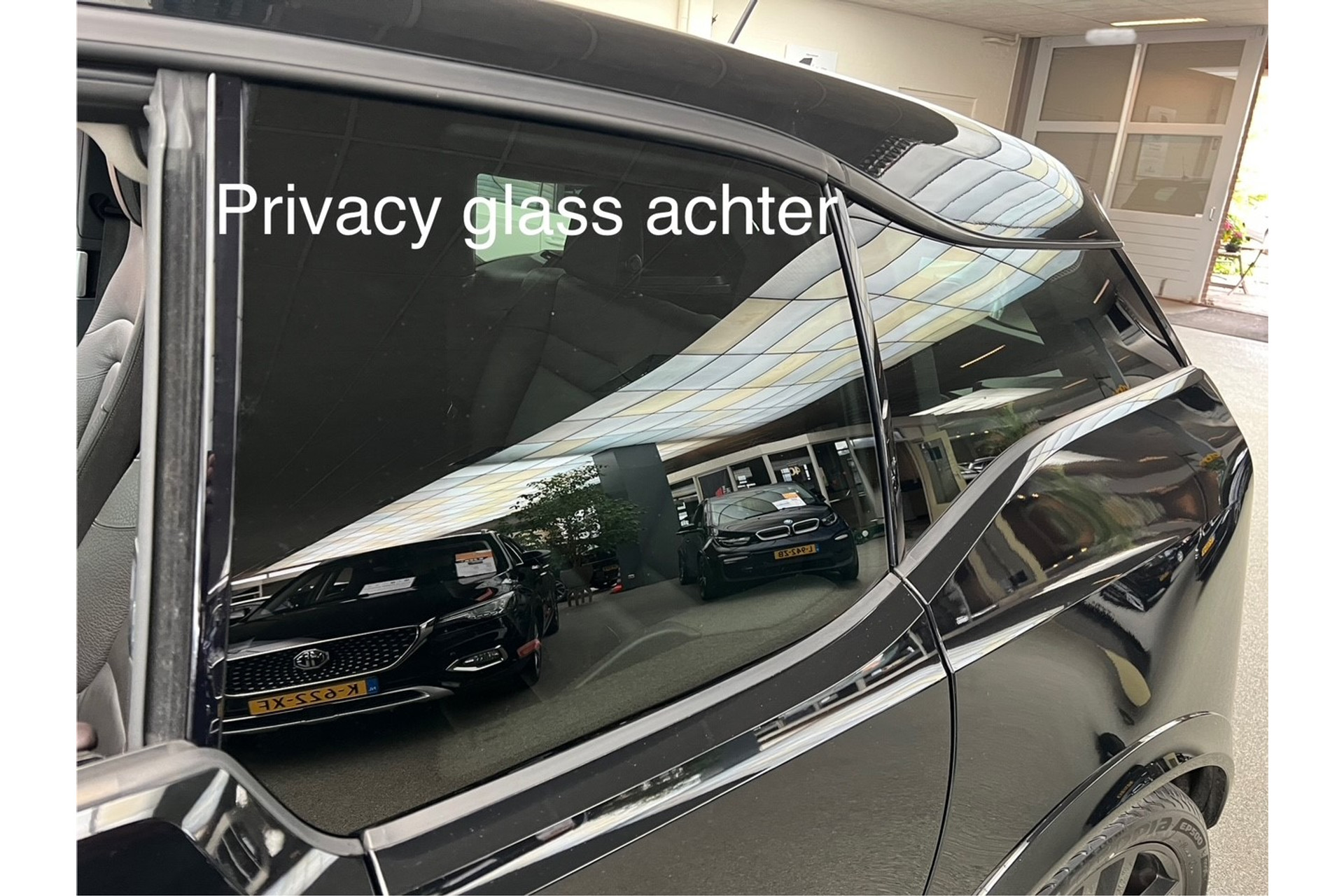 45460543-12.jpg