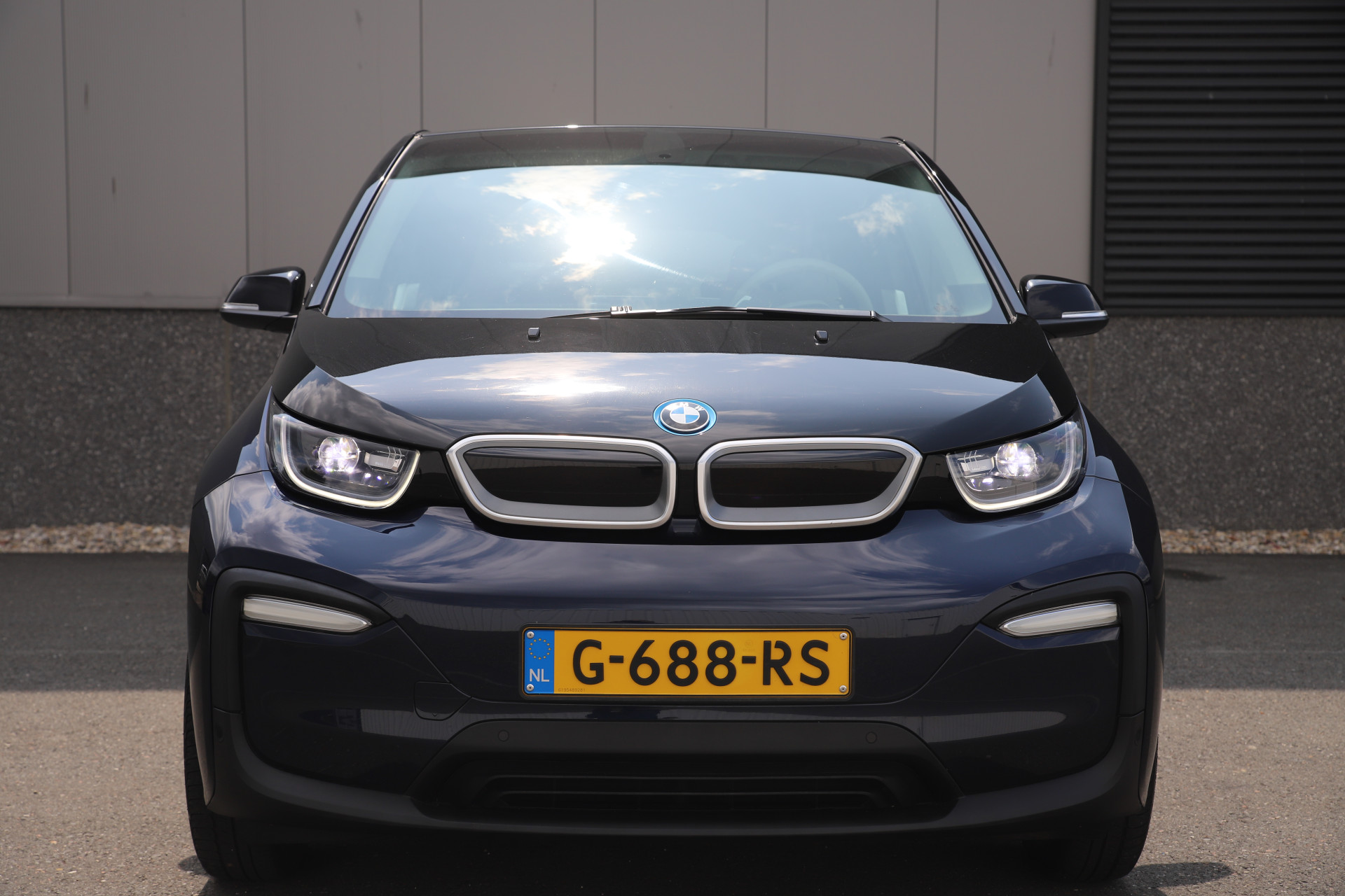 45580401-2.jpg