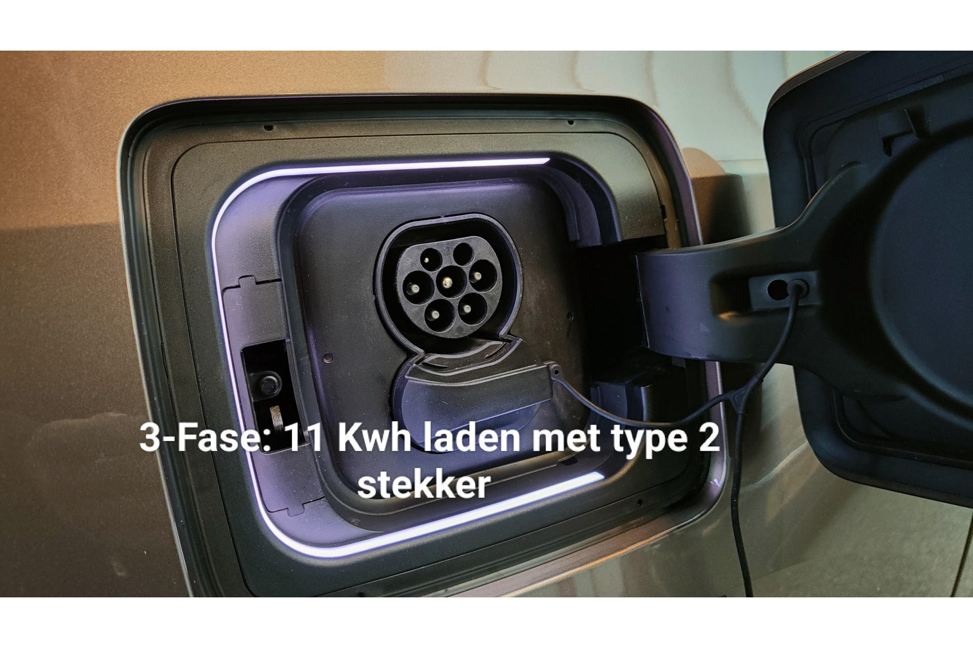 45834774-37.jpg