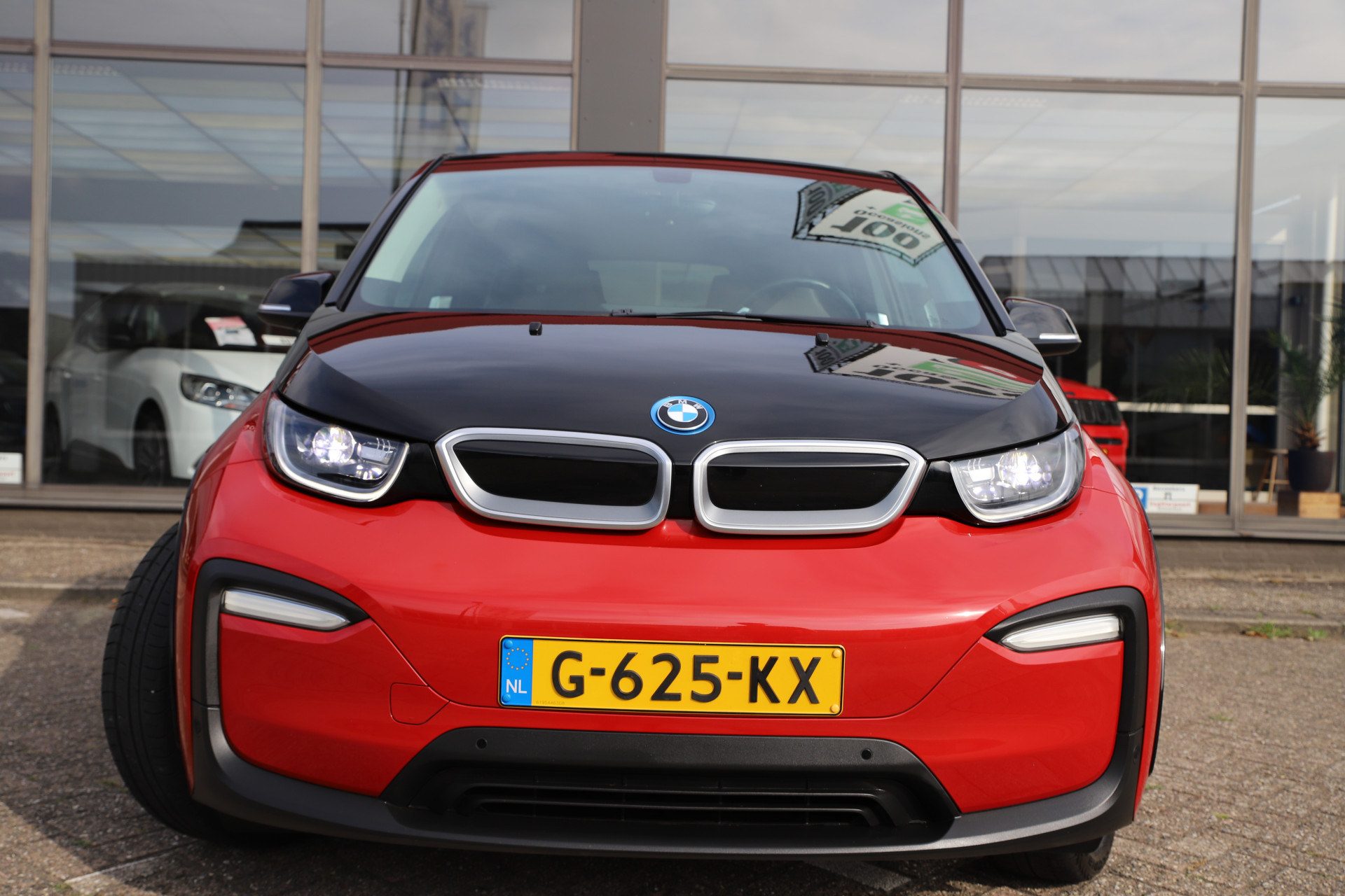 46901930-30.jpg