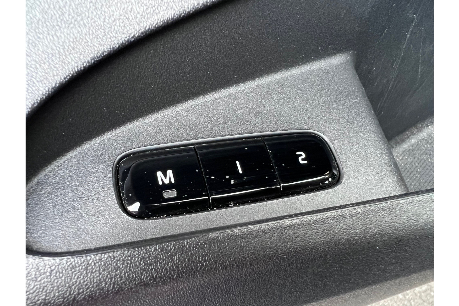47388743-22.jpg