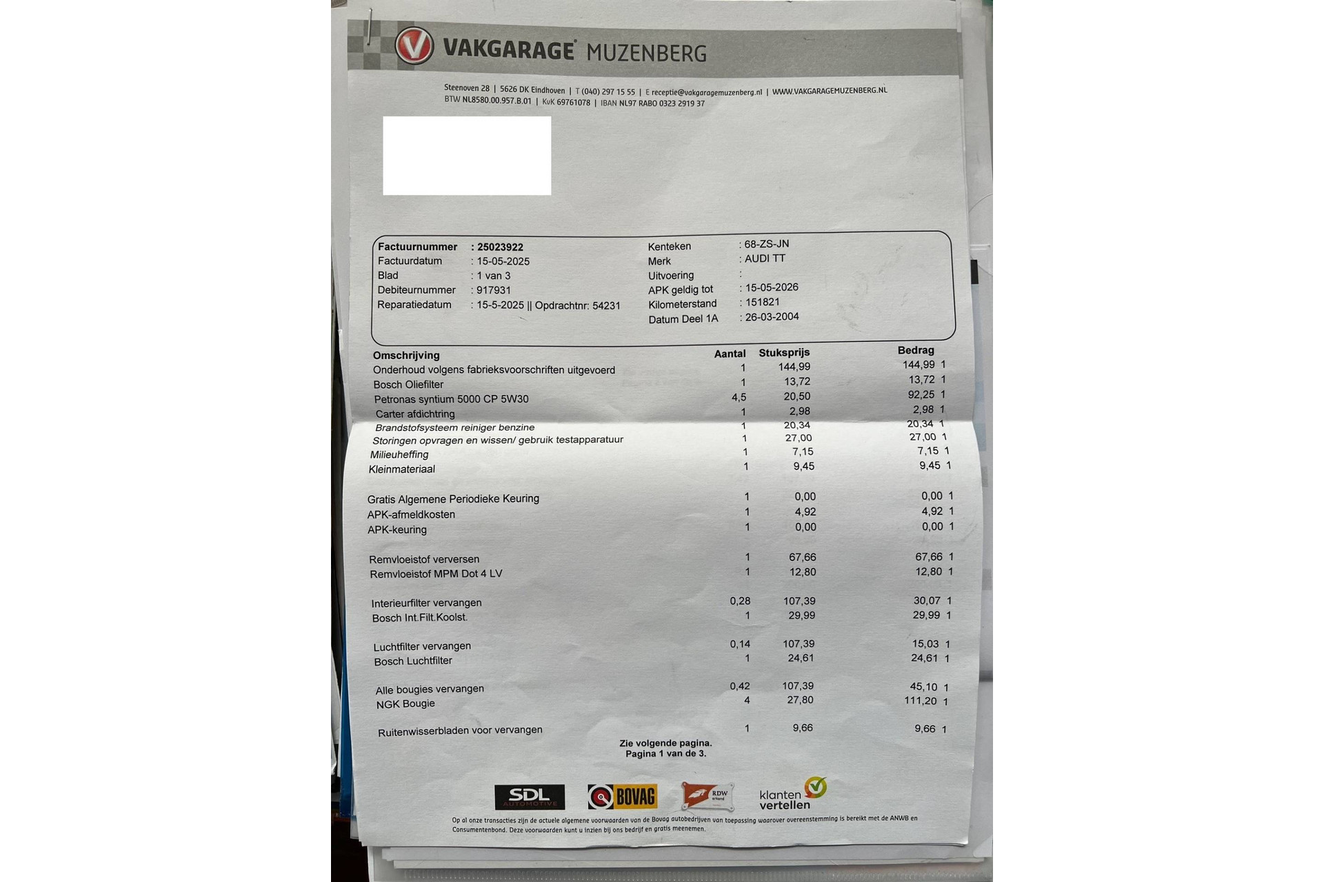 47593290-13.jpg